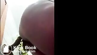 BBW Simultaneously Shits