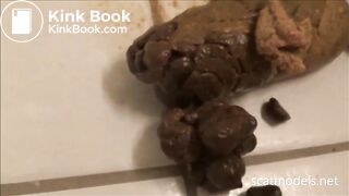 Tegan's anus expands to release a beautiful thick log