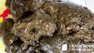 Italian lady's huge plate shit