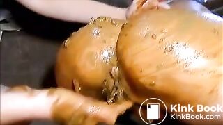 Lesbian milf fisting her lover asshole while shitting