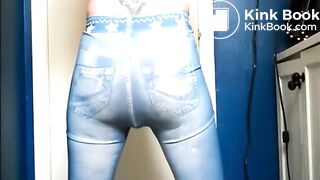 Girl shitting on her leggings