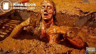 Betty has fun in the manure channel - bathing in cowshit