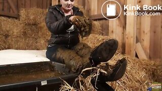 City Girl Emily Manure Spa