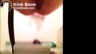 Girl is shitting in the plastic bowl and cleaning her asshole