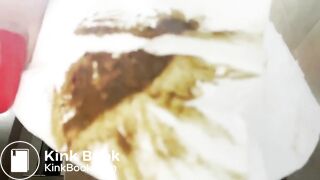 A very impressive poop and pussy gape