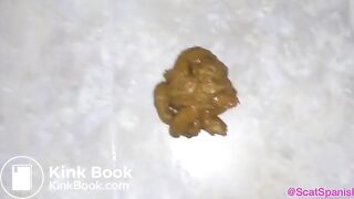 CLEAN MY DIRTY FEET! (Spanish audio)