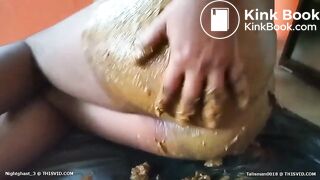 Creamy-ebony-poop-smeared