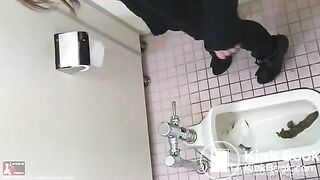 Uncensored japanese shitting 3