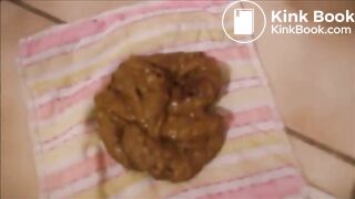 Blonde girl is shitting a big quantity of soft shit