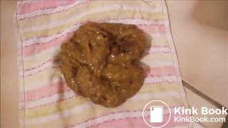Blonde girl is shitting a big quantity of soft shit