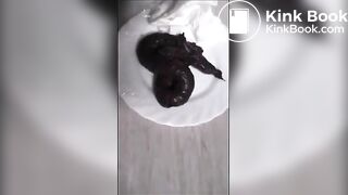Big pussy lips milf in high heels shitting and masturbating