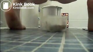 Mature bbw shitting on a plastic bowl and taste shit