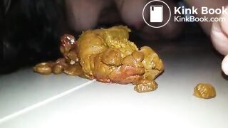 Chink Slave Jua leckt an Ihrer Scheiße