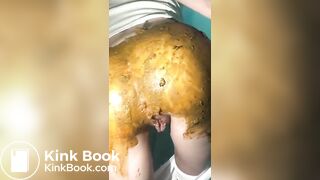 Hot-cutiepie-smears-her-sweet-shit-on-her-sexy-ass-and-pussy-and-tastes-her-shit