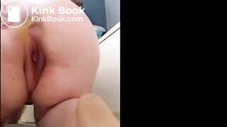 Fat girl shitting diarrhea doggystyle