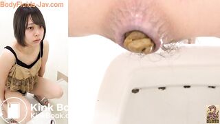 Girls Pooping