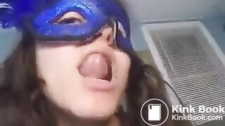 i get horny when LoveRachelle shits and then eats her own poop