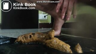 Heavy squirting & poop milf latina