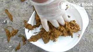 K - Total vollgekackter Weihnachtsstollen - ThisVidcom