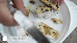 K - Total vollgekackter Weihnachtsstollen - ThisVidcom