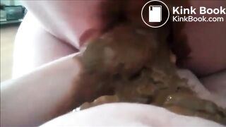 Girl shitting diarrhea on her boyfriend cock