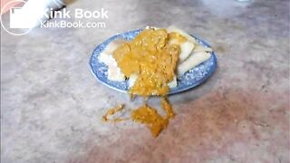 K - Shitting on my food - ThisVidcom