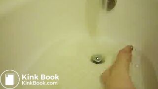 poop - COM - Go Ahead She Isn't Looking! BBW Shits and plays with pussy in bath