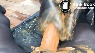 MISTRESS ILSA SHITTY TIGHTS COCK