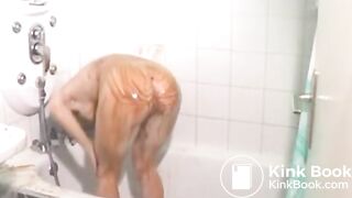 Scat shower chick 1