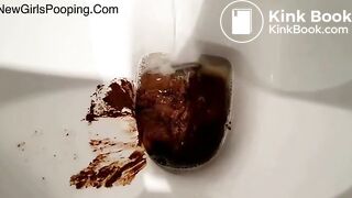 Huge turd really stretches her wide