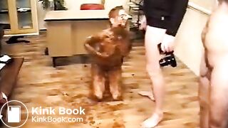 Slim baby really loves fresh shit