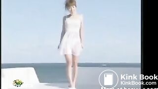 Lady Poop In Publicmp4