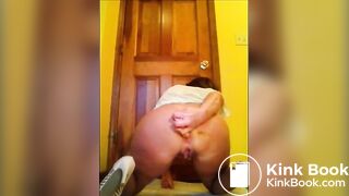 Hot milf in high heels shitting while masturbating with dildo