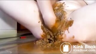 Girl masturbating with shit toy and fisting