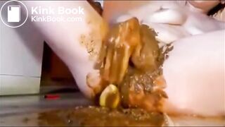 Girl masturbating with shit toy and fisting