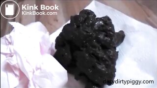 Big pussy lips babe unbelievable non stop shitting in high heels