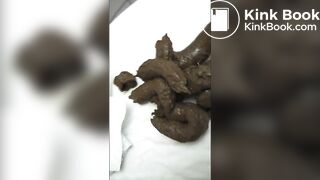 Kim drops a huge load on her toilet seat