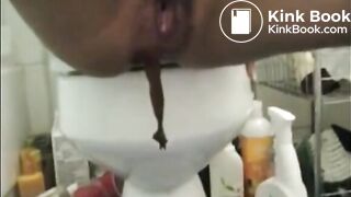 Girl anal masturbation and shitting
