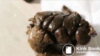 LR2 - licks her turd