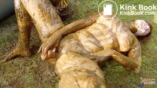 Lyndra Lynn cooling off with cow shit