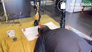 diva-feeds-the-pig_720p