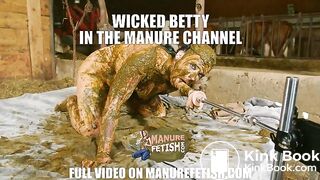 Wicked Betty in the manure channel trailer