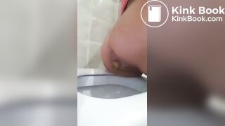 Turkish girl pissing and shitting