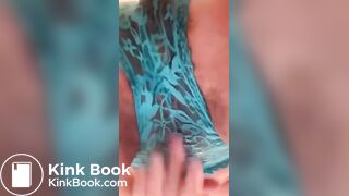 Shitting her panties