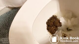 leena toilet poo