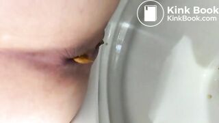 Poop at mall 2 (August 2017)