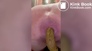 shit in toilet 2
