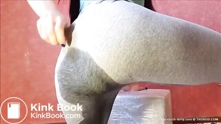 Brunette masked babe pissing and shitting on her leggings