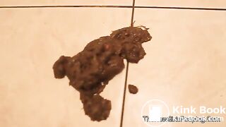 Hot girl shits in her bathroom