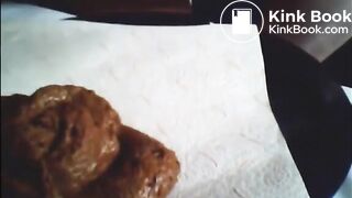 Big butt mature bbw shitting on a plate